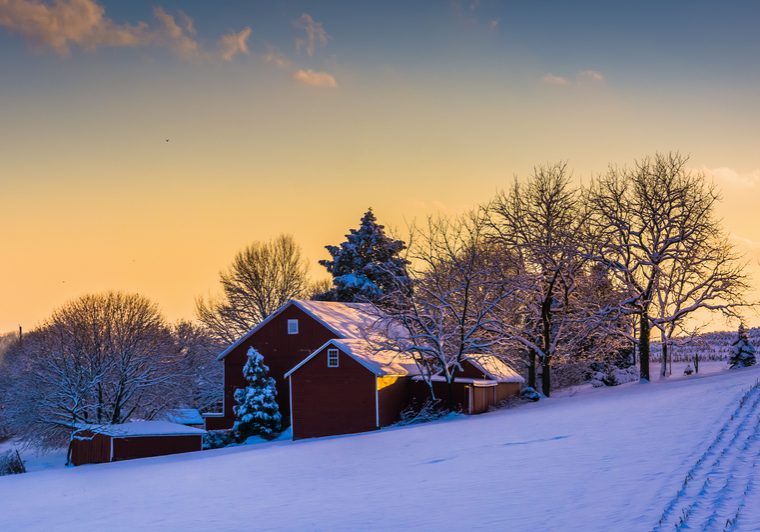Winter,View,Of,A,Barn,On,A,Snow,Covered,Farm