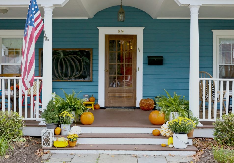 Fall,Front,Porch